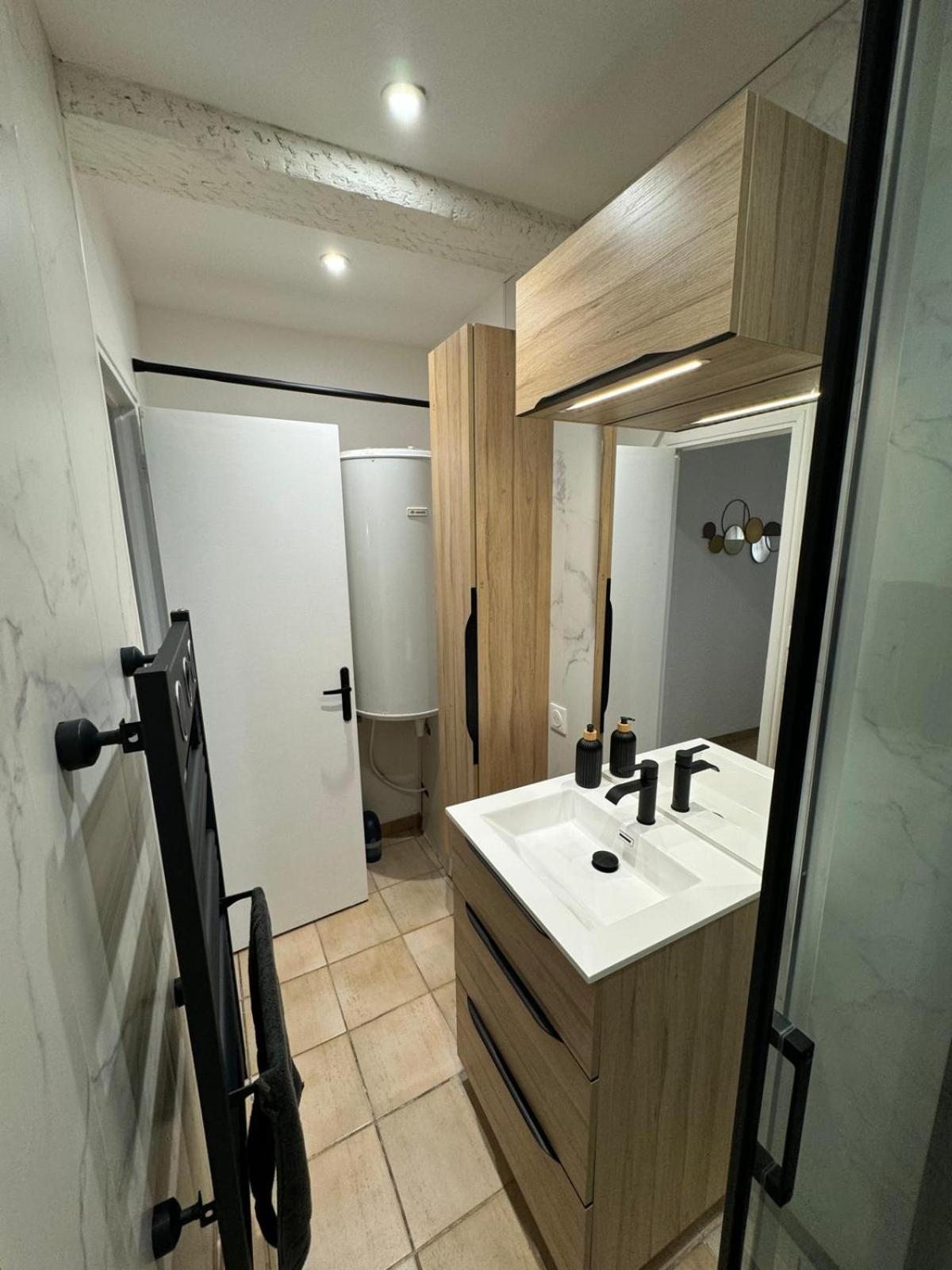 Charmant Appartement En Hypercentre De Castelnaudary Exterior foto
